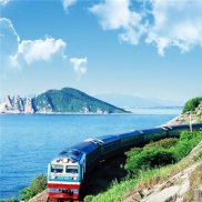Lịch khởi hành và bảng giá tour du lịch đi bằng xe lửa (Tàu Hỏa) uy tín